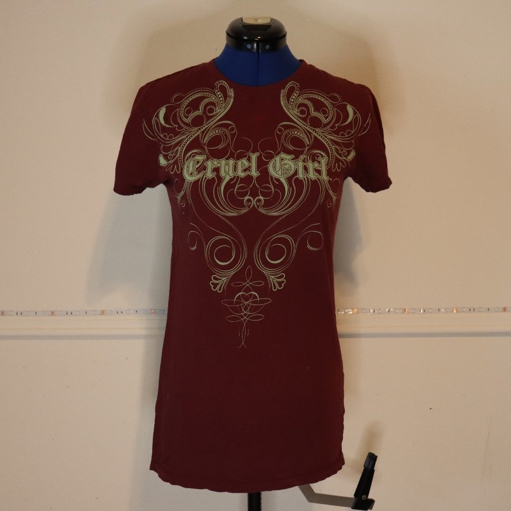Cruel Girl graphic tee